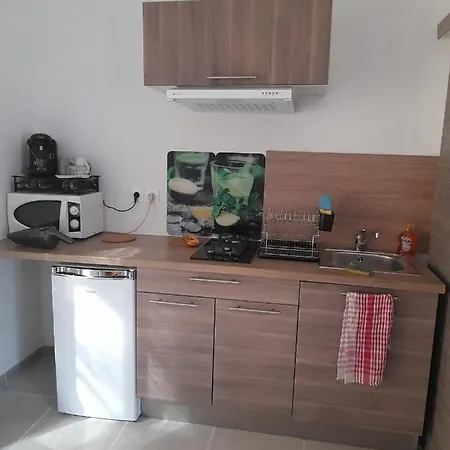 Maisonnette U Santu Ghjuvandria Ou A Santa Ghjulia Entre Et Montagne Lägenhet