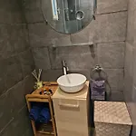 Maisonnette U Santu Ghjuvandria Ou A Santa Ghjulia Entre Et Montagne Apartmán