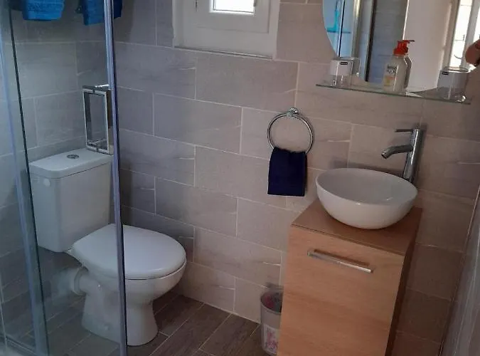 Maisonnette U Santu Ghjuvandria Ou A Santa Ghjulia Entre Et Montagne