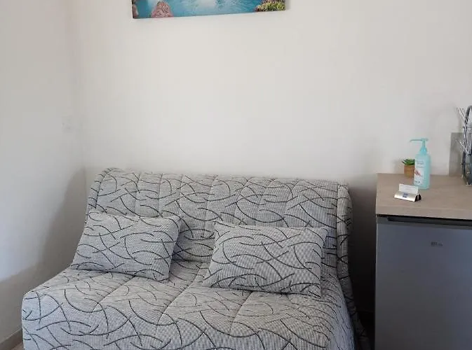 Maisonnette U Santu Ghjuvandria Ou A Santa Ghjulia Entre Et Montagne * Volpajola